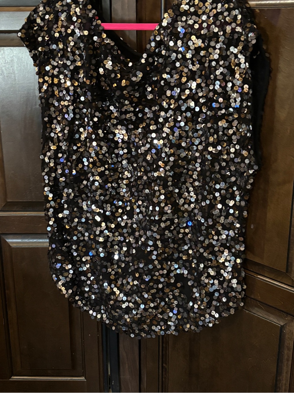 Sequin V-Neck Party Top - Black & Gold
